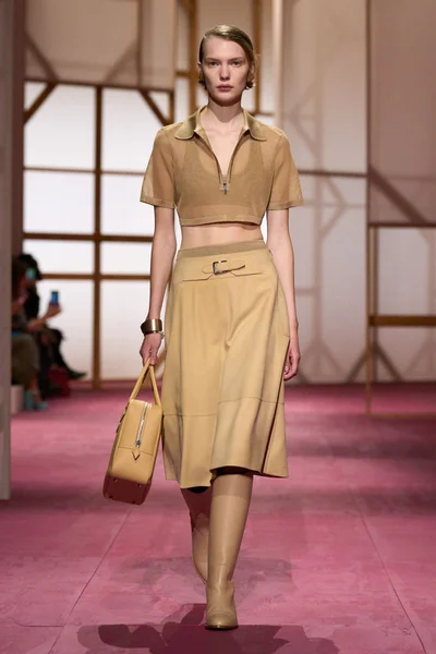 Look 6
